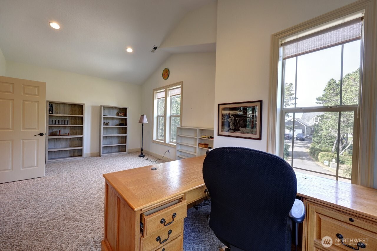 23310 J Street , Ocean Park, WA 98640