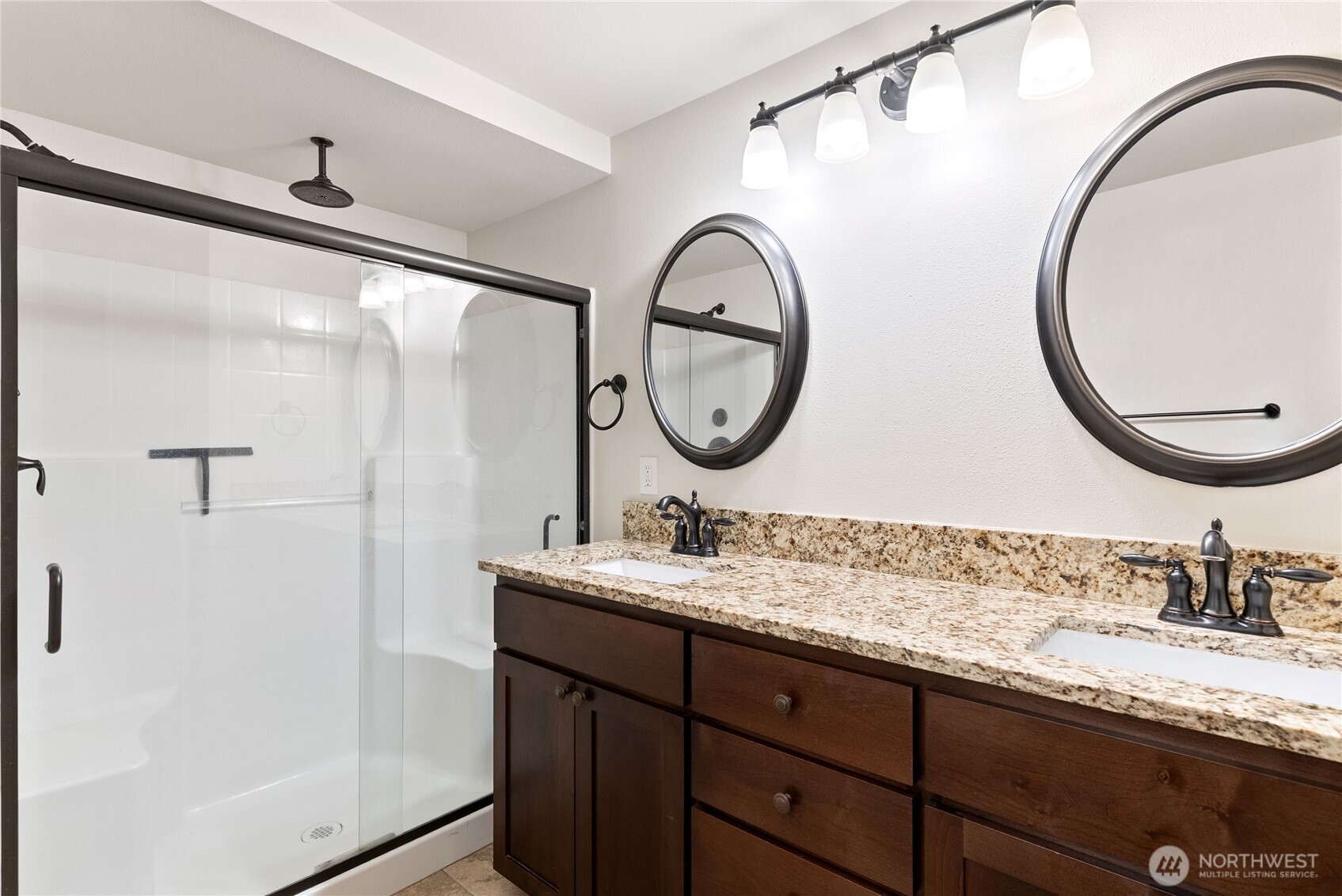 8726 Fruitland Avenue E, Puyallup, WA 98371