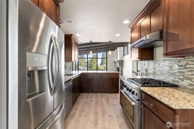 8726 Fruitland Avenue E, Puyallup, WA 98371 - Photo 5