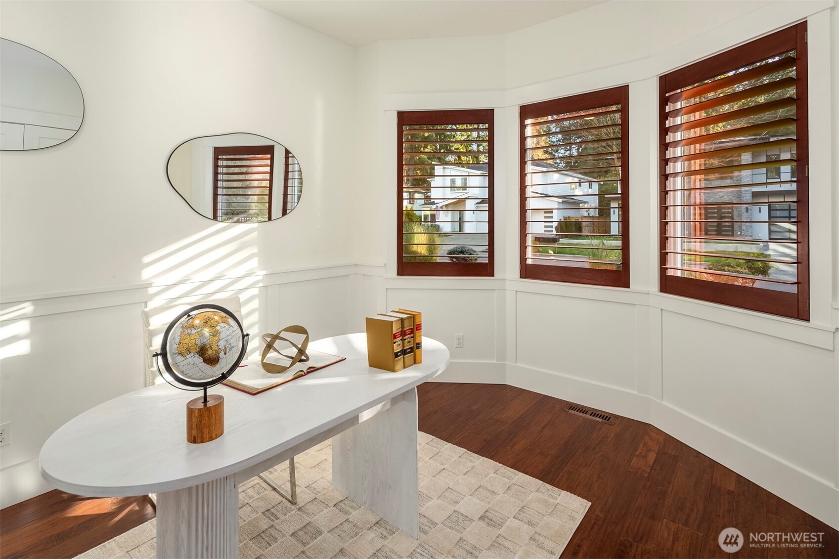 14424 SE 17th Street , Bellevue, WA 98007