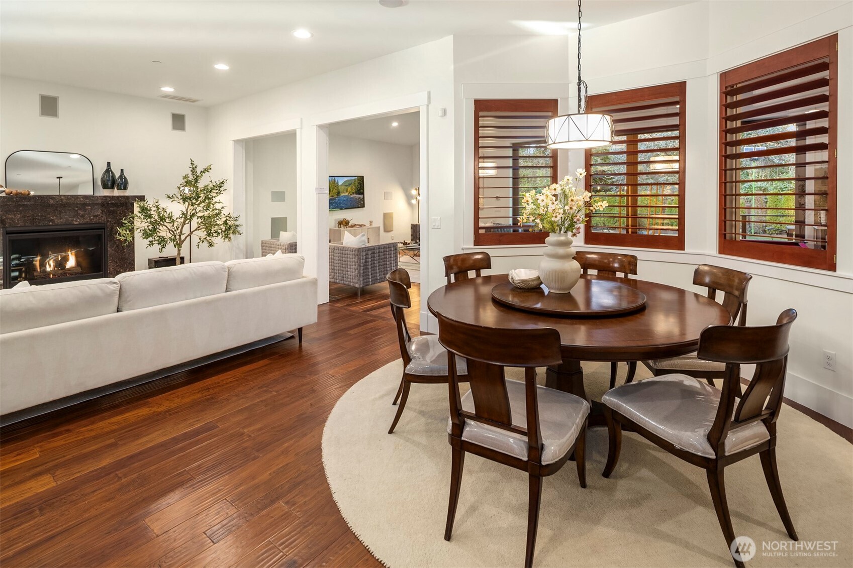 14424 SE 17th Street , Bellevue, WA 98007