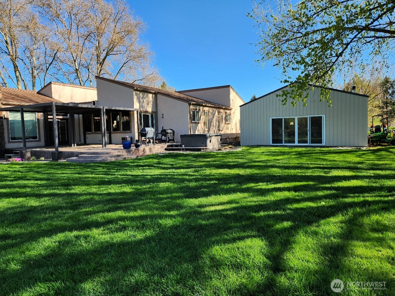 1343 Bussell Road , Walla Walla, WA 99362