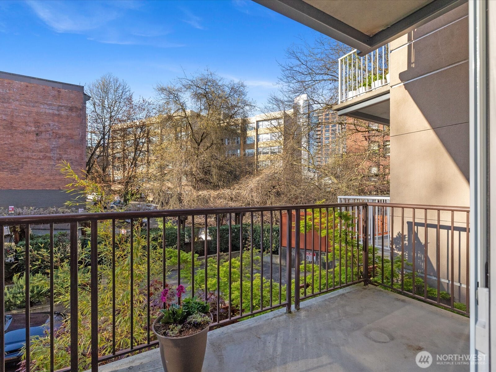 303 E Pike St #406, Seattle, WA 98122