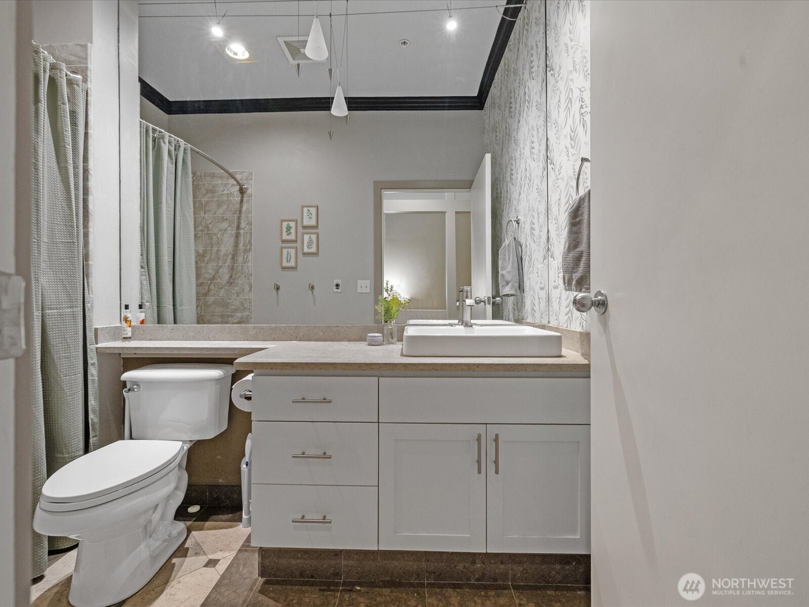 303 E Pike St #406, Seattle, WA 98122