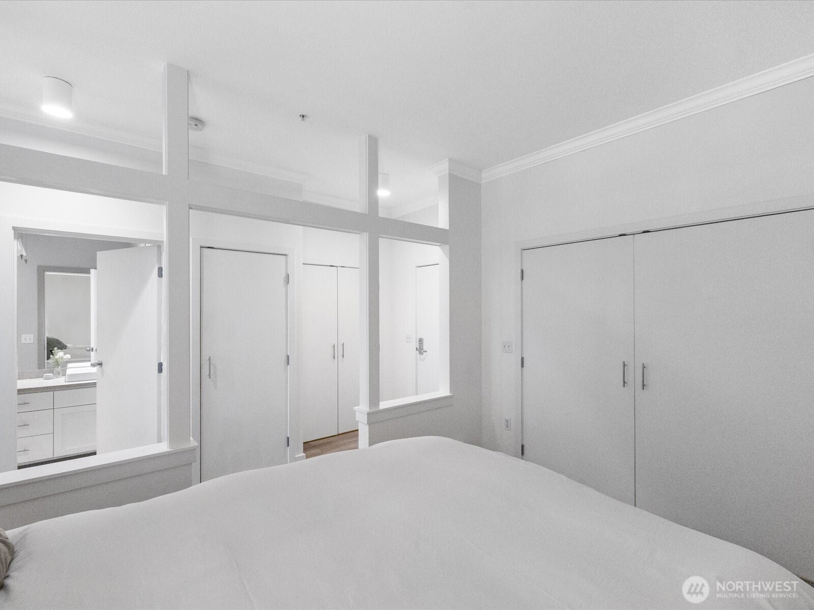 303 E Pike St #406, Seattle, WA 98122