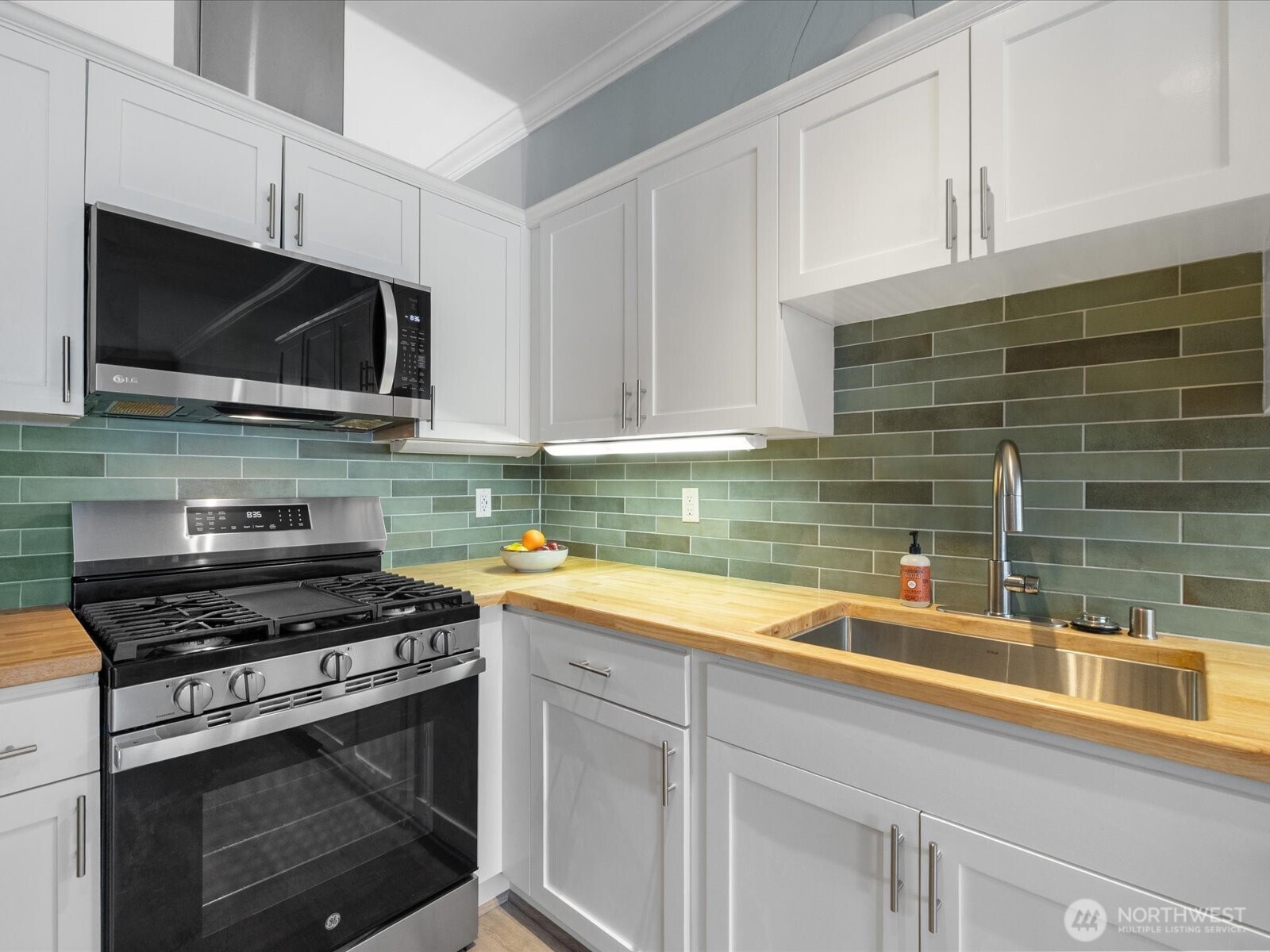 303 E Pike St #406, Seattle, WA 98122
