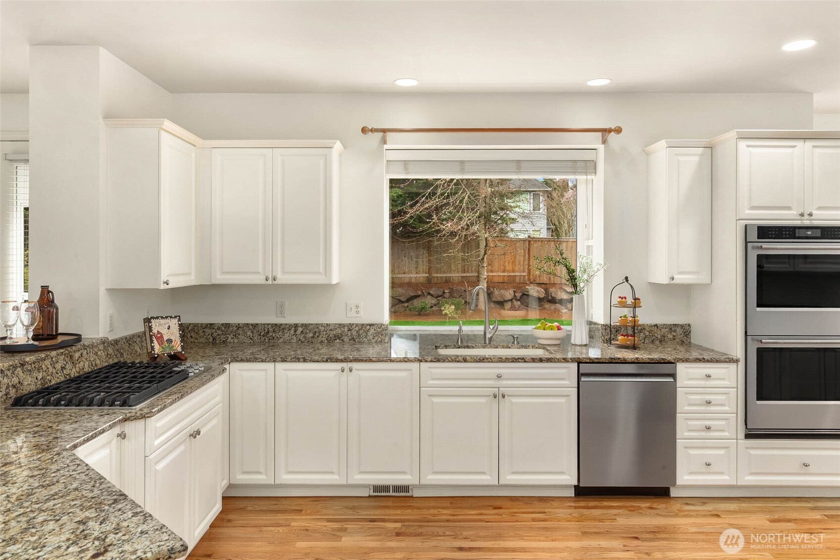 122 245th Place SE, Sammamish, WA 98074