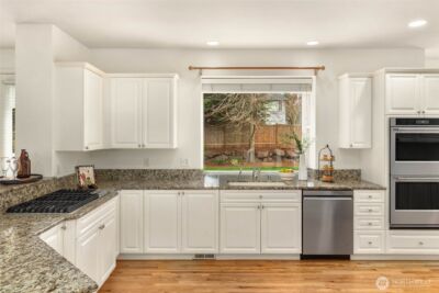 122 245th Place SE, Sammamish, WA 98074 - Photo 11
