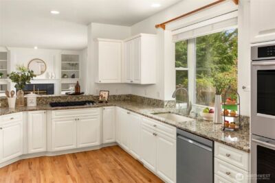 122 245th Place SE, Sammamish, WA 98074 - Photo 12