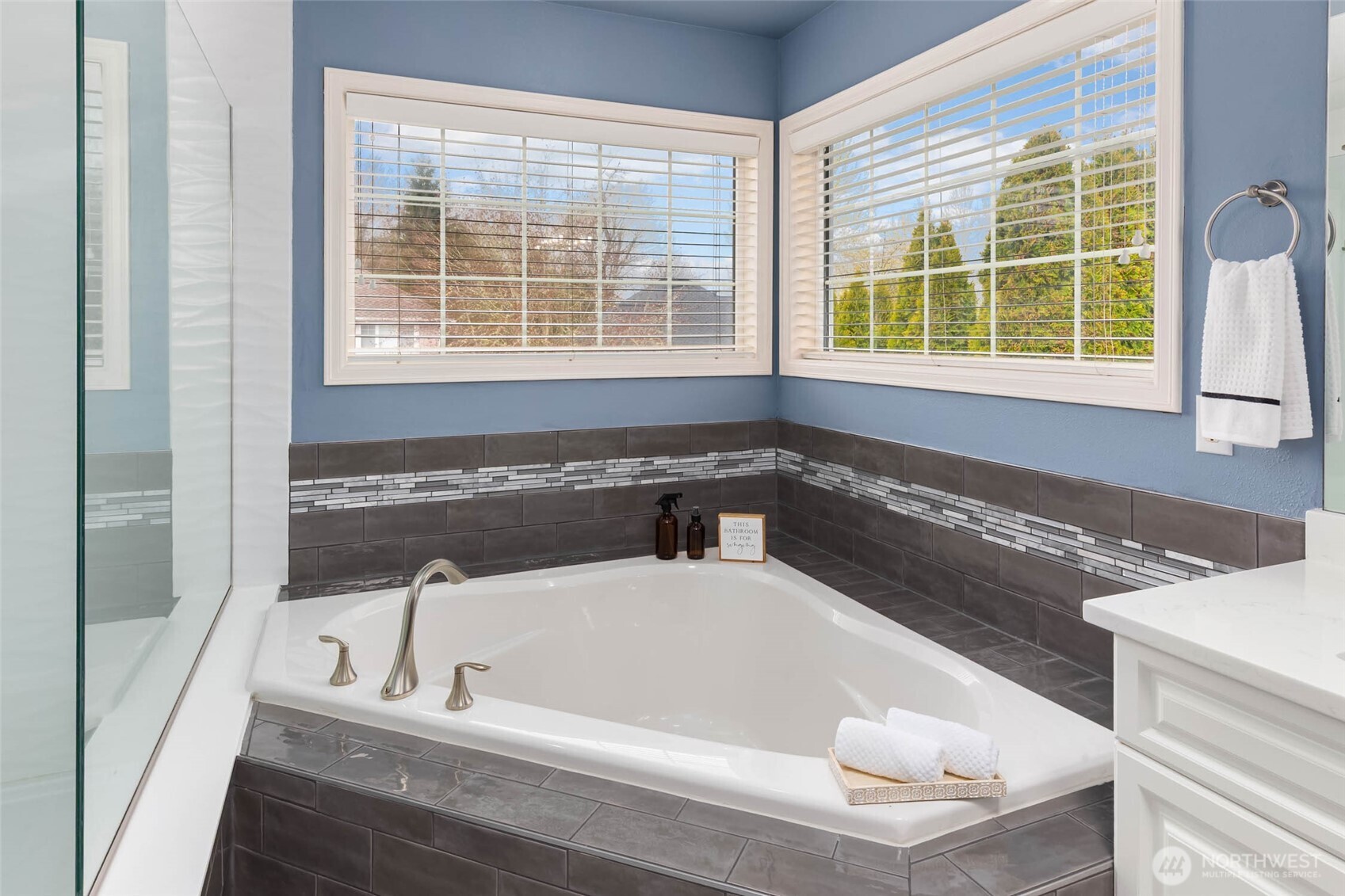 122 245th Place SE, Sammamish, WA 98074