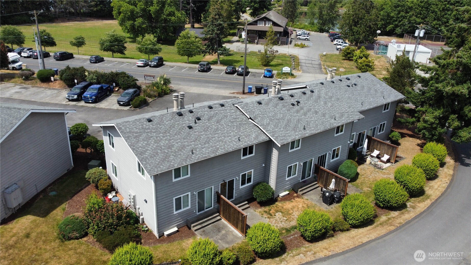 8424 8428 6th Avenue , Tacoma, WA 98465