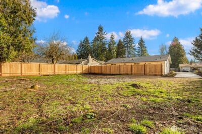 8708 NE 140th Street #B, Kirkland, WA 98034 - Photo 3