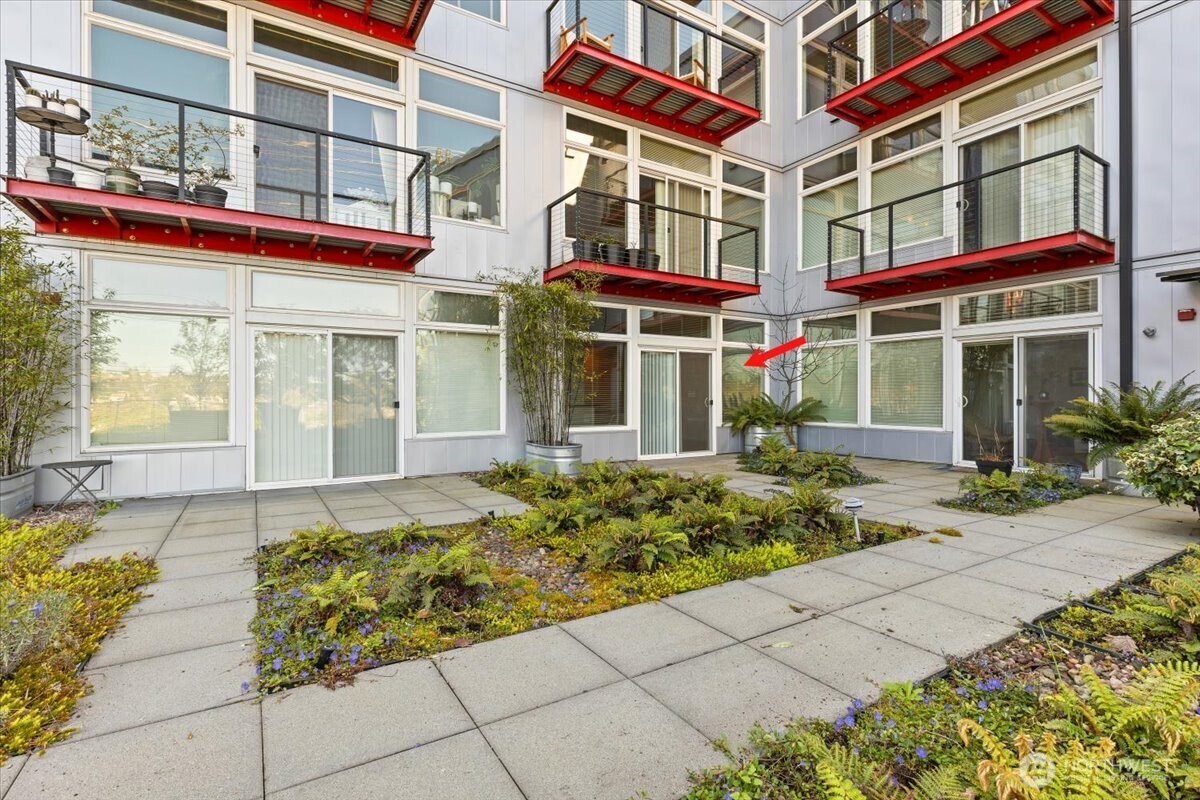 2960 Eastlake Avenue E #111, Seattle, WA 98102