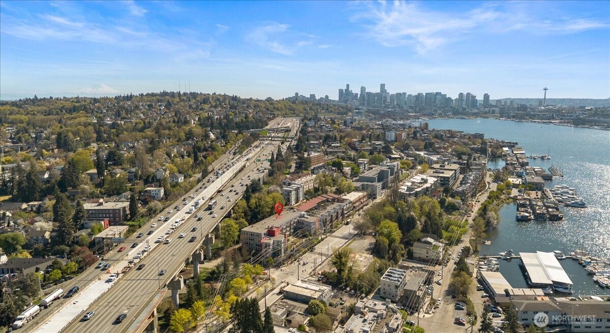2960 Eastlake Avenue E #111, Seattle, WA 98102
