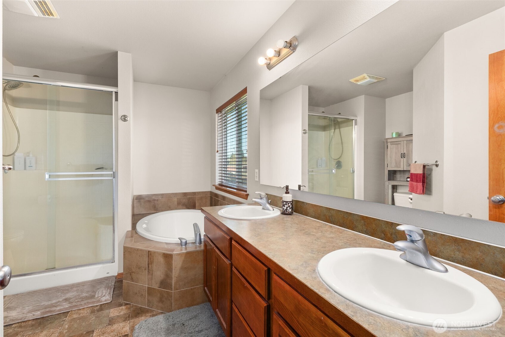 508 Stadium Court , Napavine, WA 98565