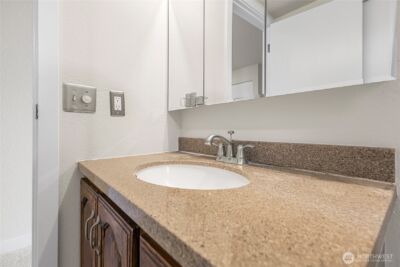 1301 S Puget Drive #A16, Renton, WA 98055 - Photo 20