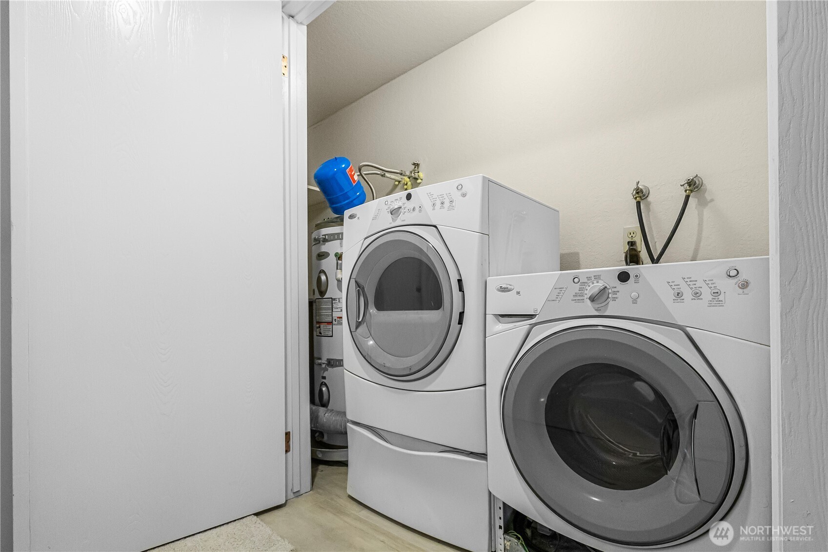 1301 S Puget Drive #A16, Renton, WA 98055