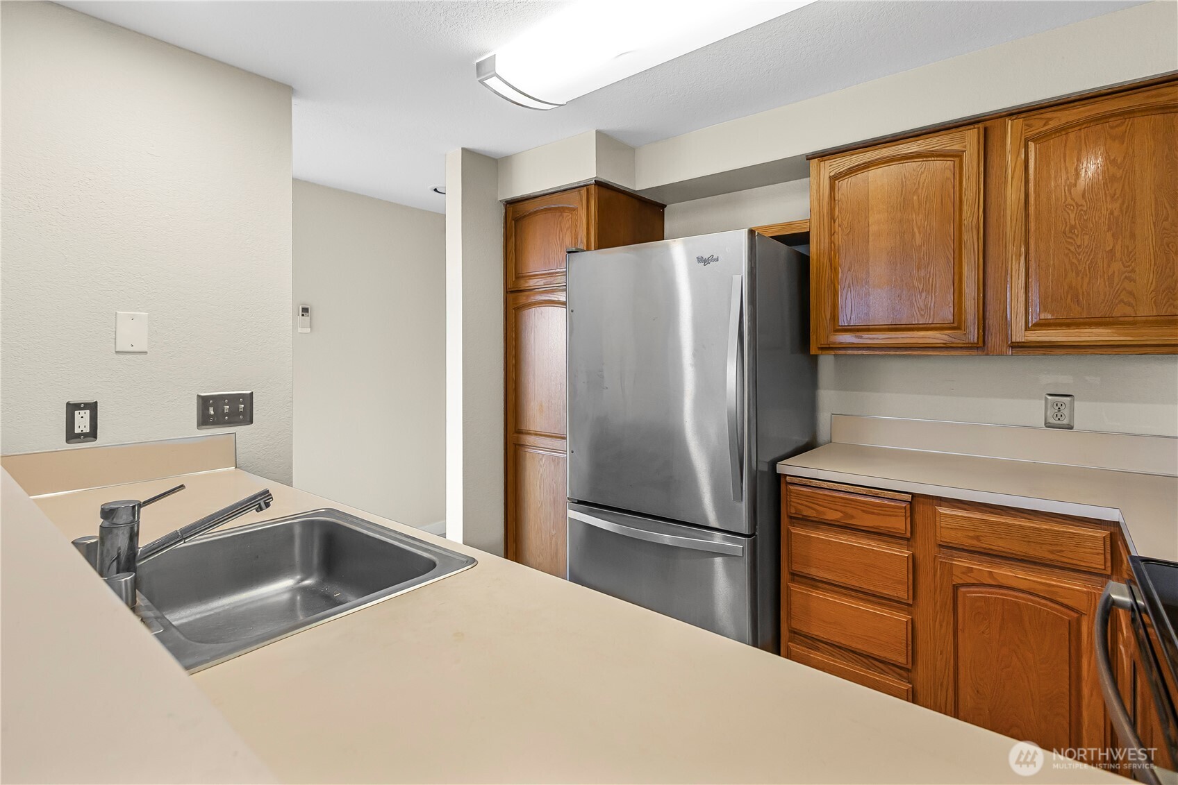 1301 S Puget Drive #A16, Renton, WA 98055