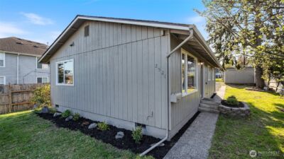 2520 Chestnut Street , Everett, WA 98201-3245 - Photo 28