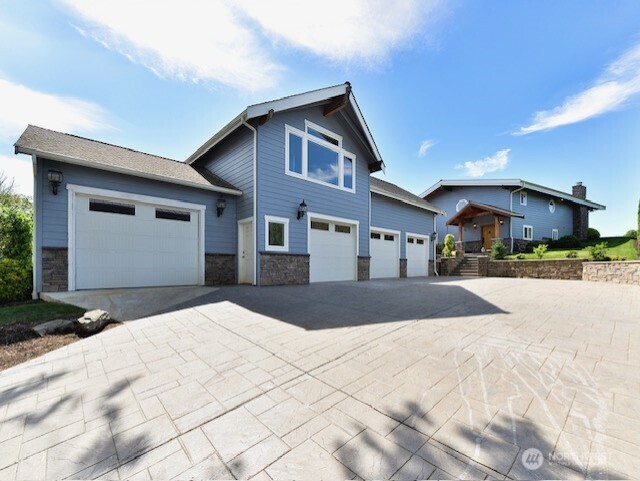 3512 Mission Beach Road , Marysville, WA 98271-9741