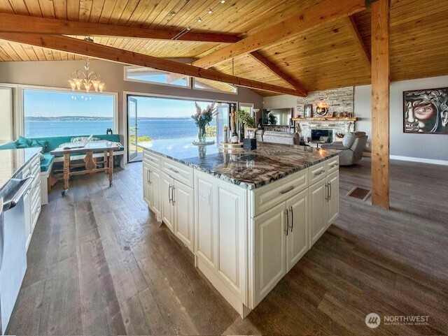 3512 Mission Beach Road , Marysville, WA 98271-9741