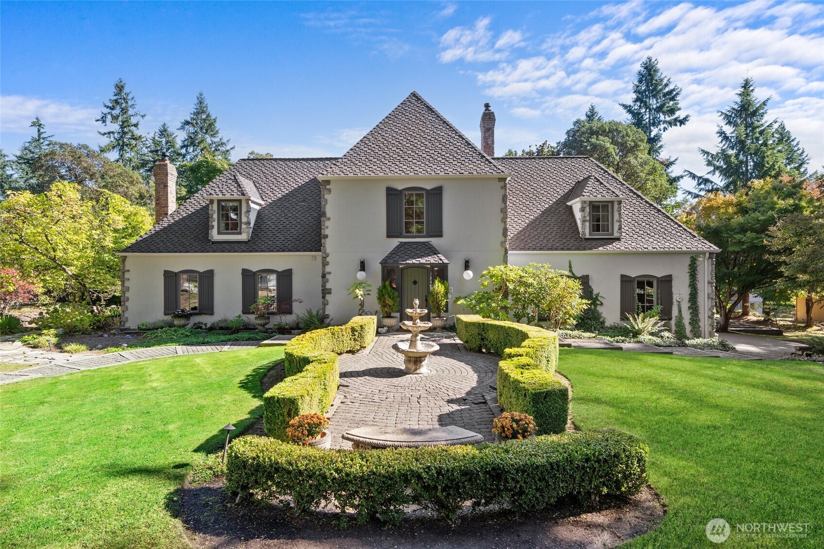 12628 72nd Avenue NE, Kirkland, WA 98034