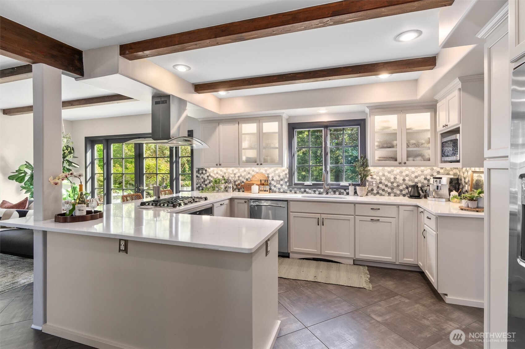 12628 72nd Avenue NE, Kirkland, WA 98034