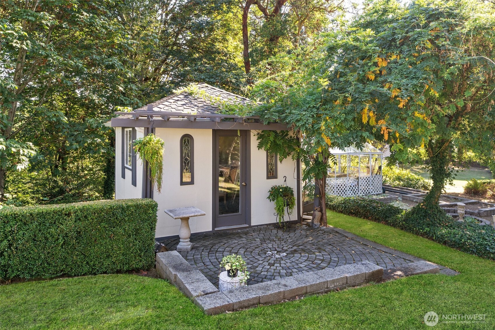 12628 72nd Avenue NE, Kirkland, WA 98034