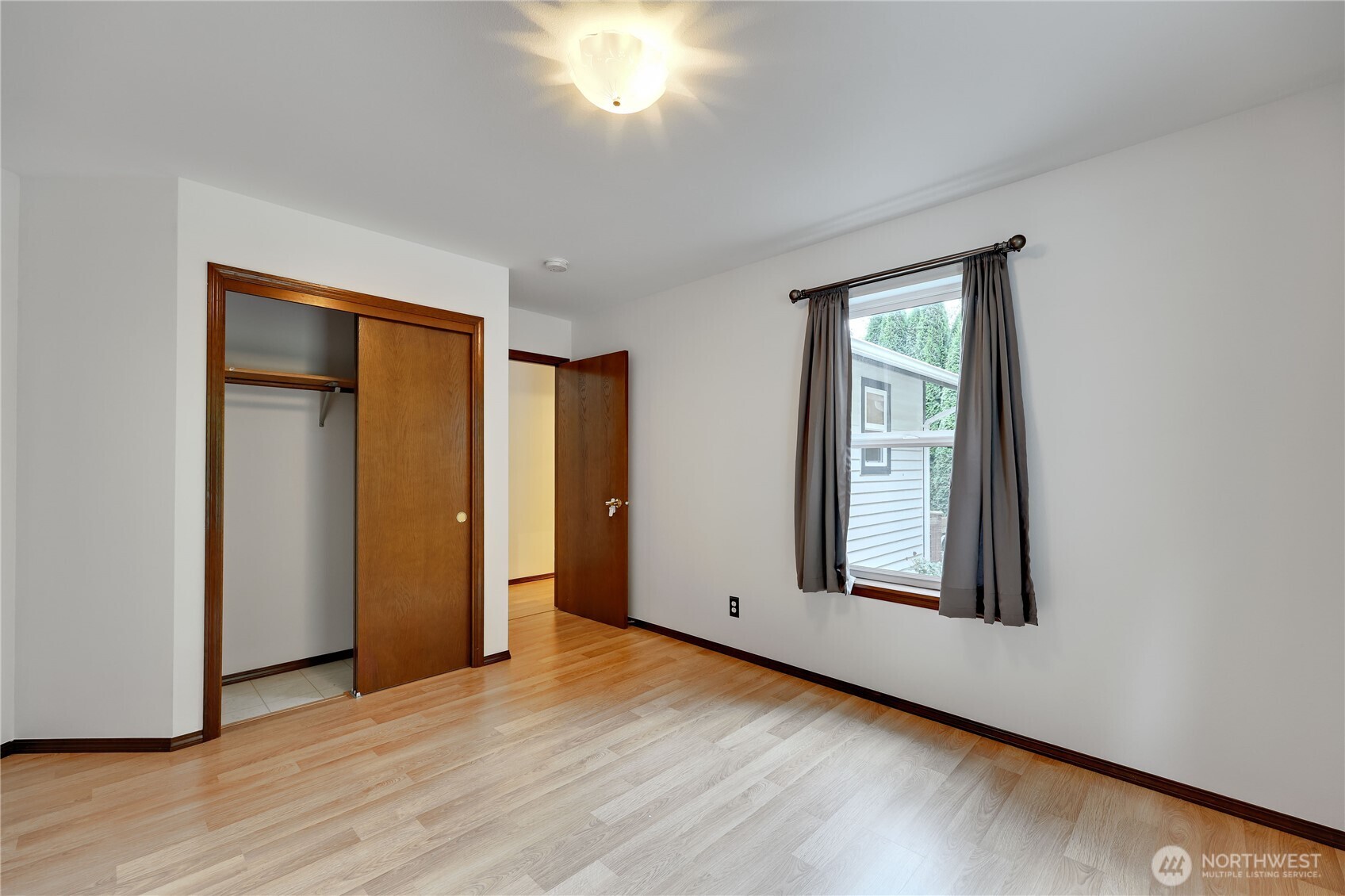 54 Ship View Court , Port Ludlow, WA 98365