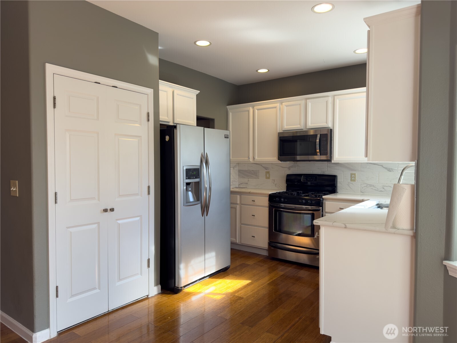 4 112th Street SW #A, Everett, WA 98204