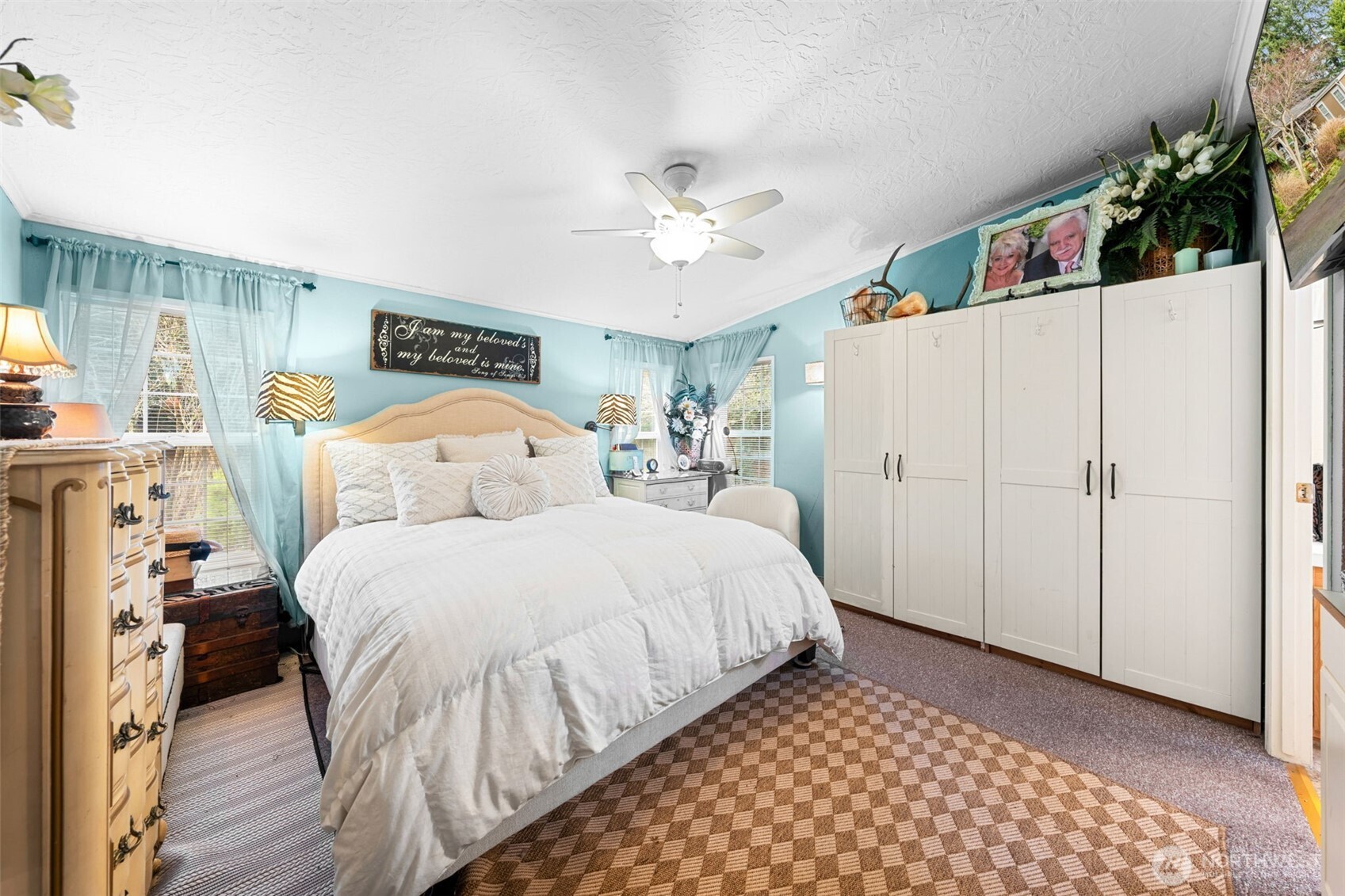 8727 Pacific Avenue SE, Olympia, WA 98513