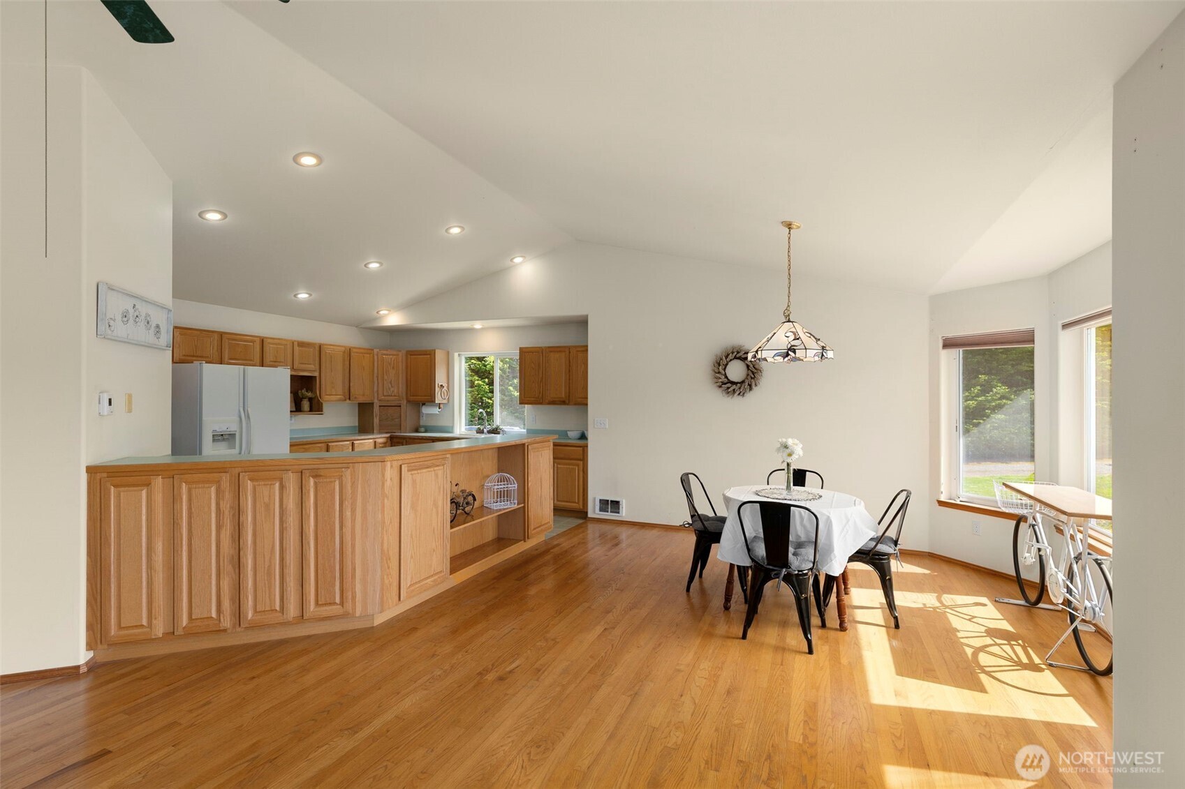 52 McComb Road , Sequim, WA 98382-8811