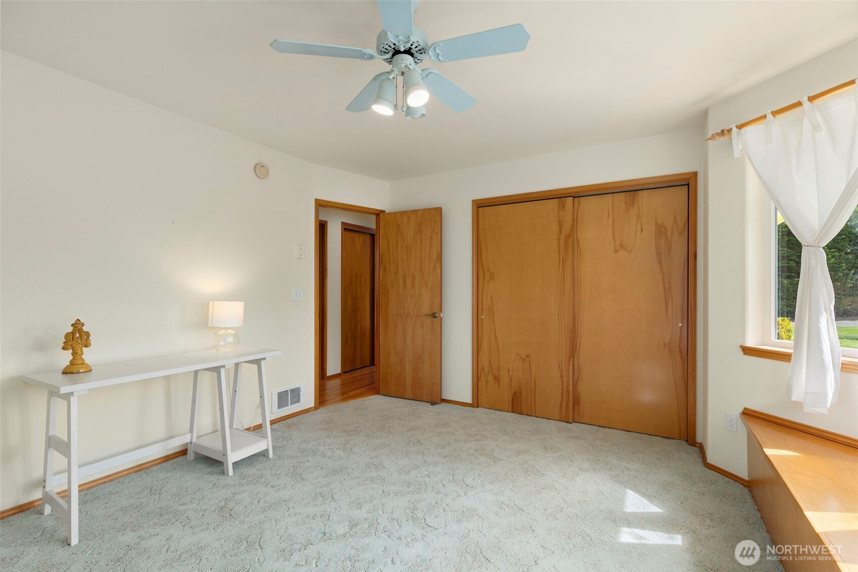 52 McComb Road , Sequim, WA 98382-8811