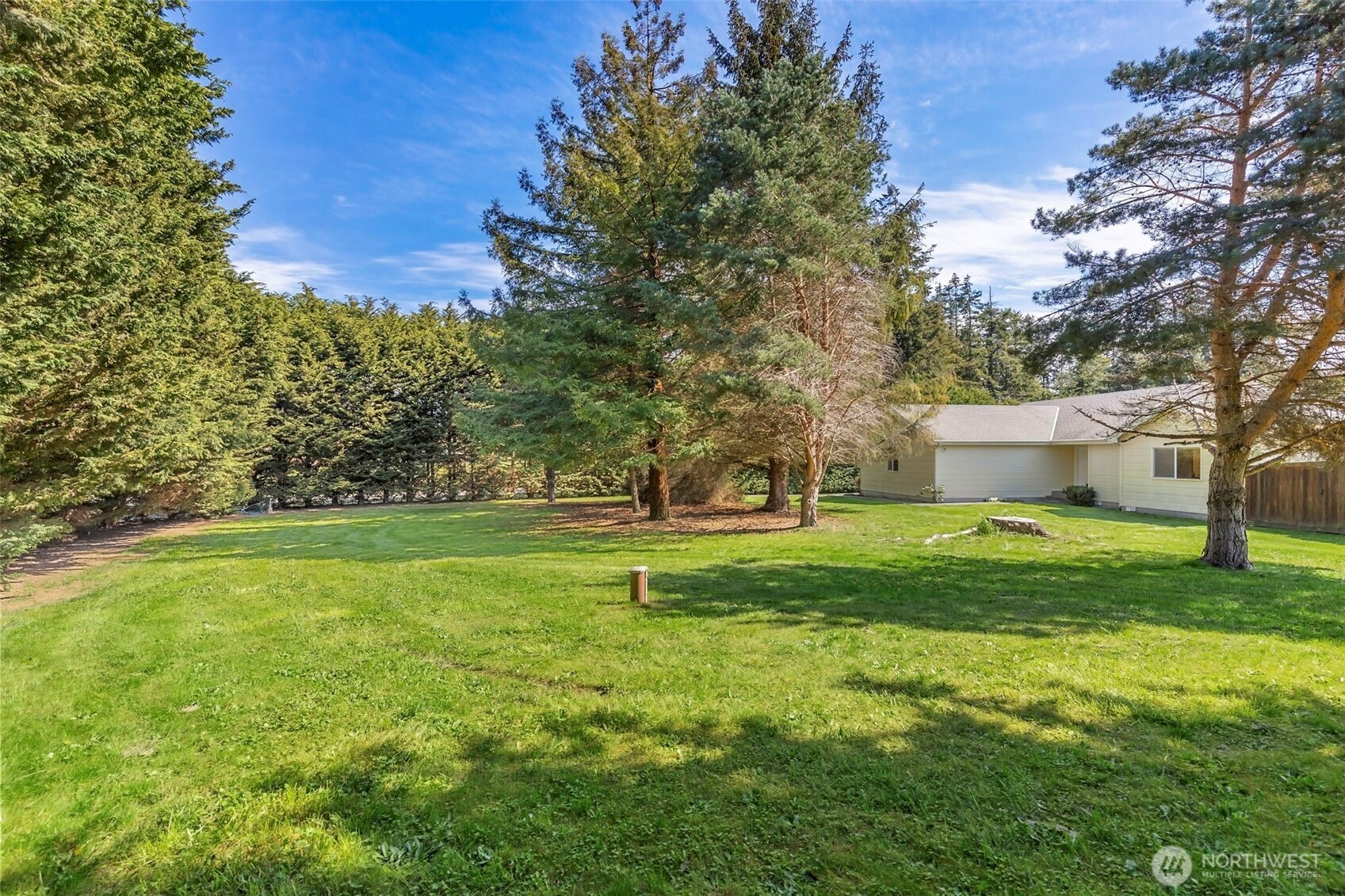 52 McComb Road , Sequim, WA 98382-8811