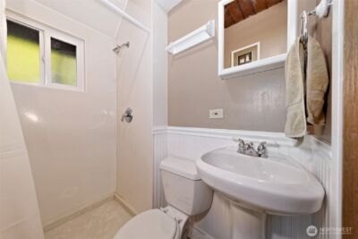 331 N Wynoochee Drive , Hoodsport, WA 98548 - Photo 14