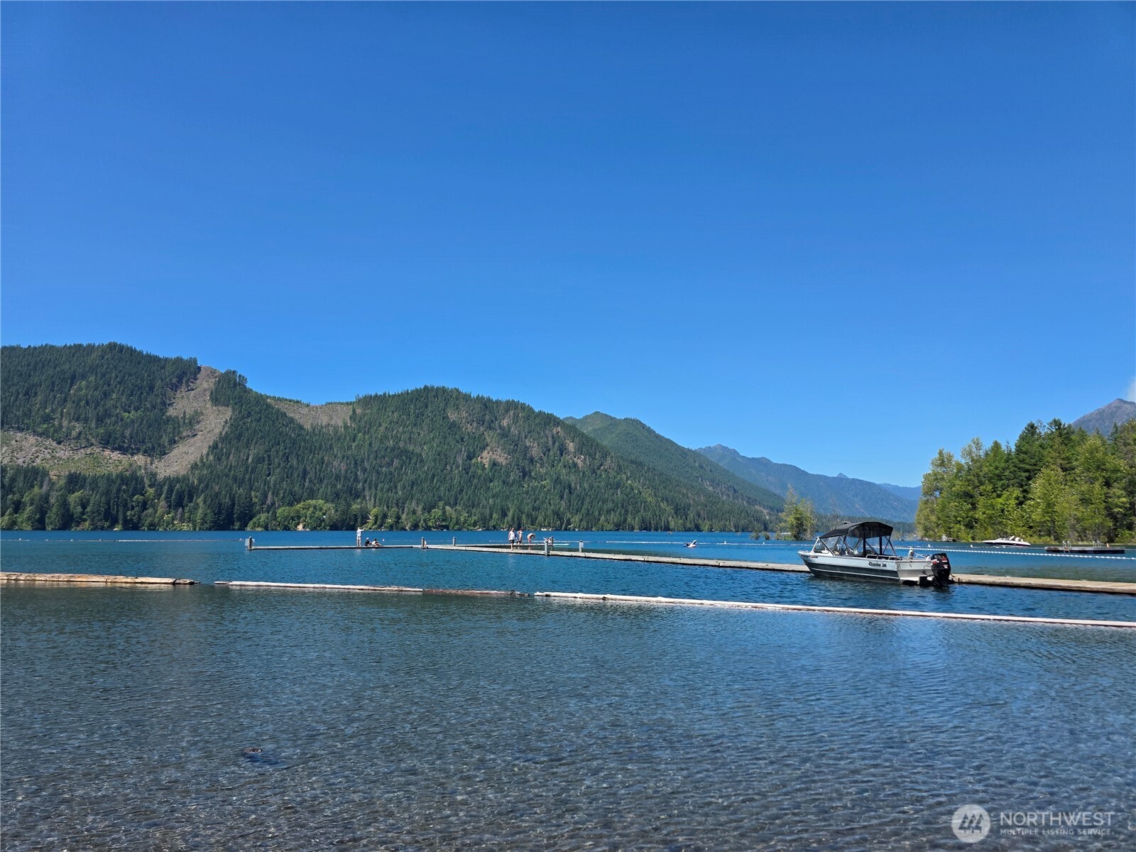 331 N Wynoochee Drive , Hoodsport, WA 98548