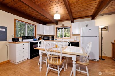 331 N Wynoochee Drive , Hoodsport, WA 98548 - Photo 5