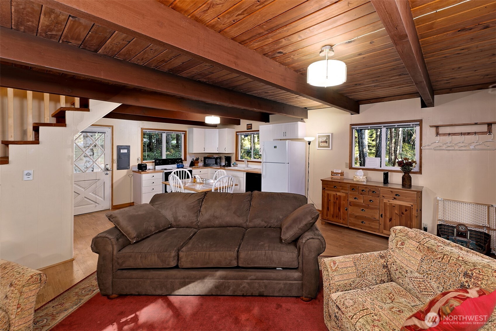 331 N Wynoochee Drive , Hoodsport, WA 98548