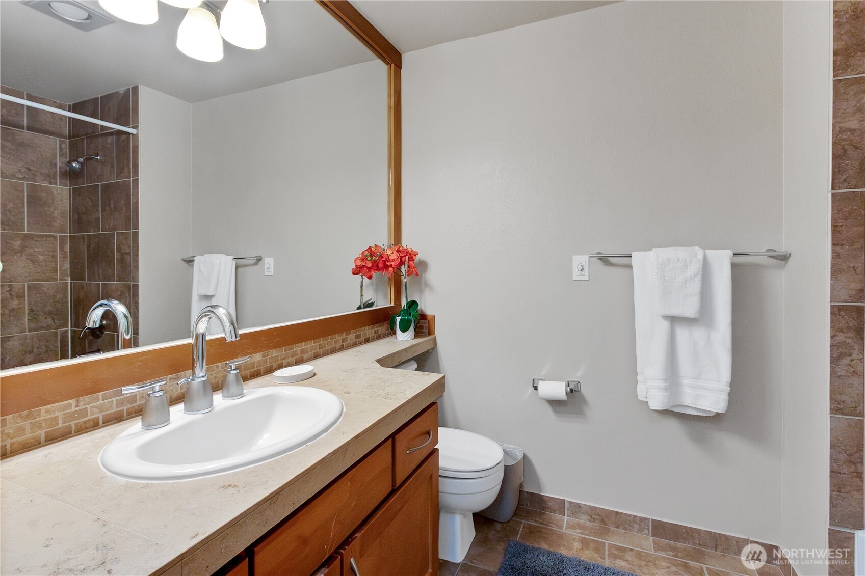 25 N Broadway #308, Tacoma, WA 98403