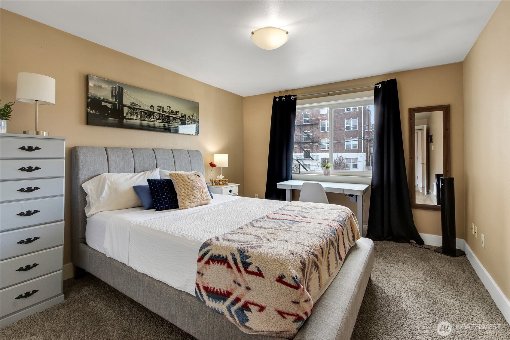 25 N Broadway #308, Tacoma, WA 98403