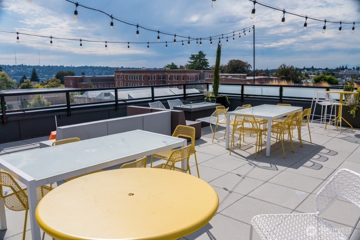 1601 N 45th Street #208, Seattle, WA 98103