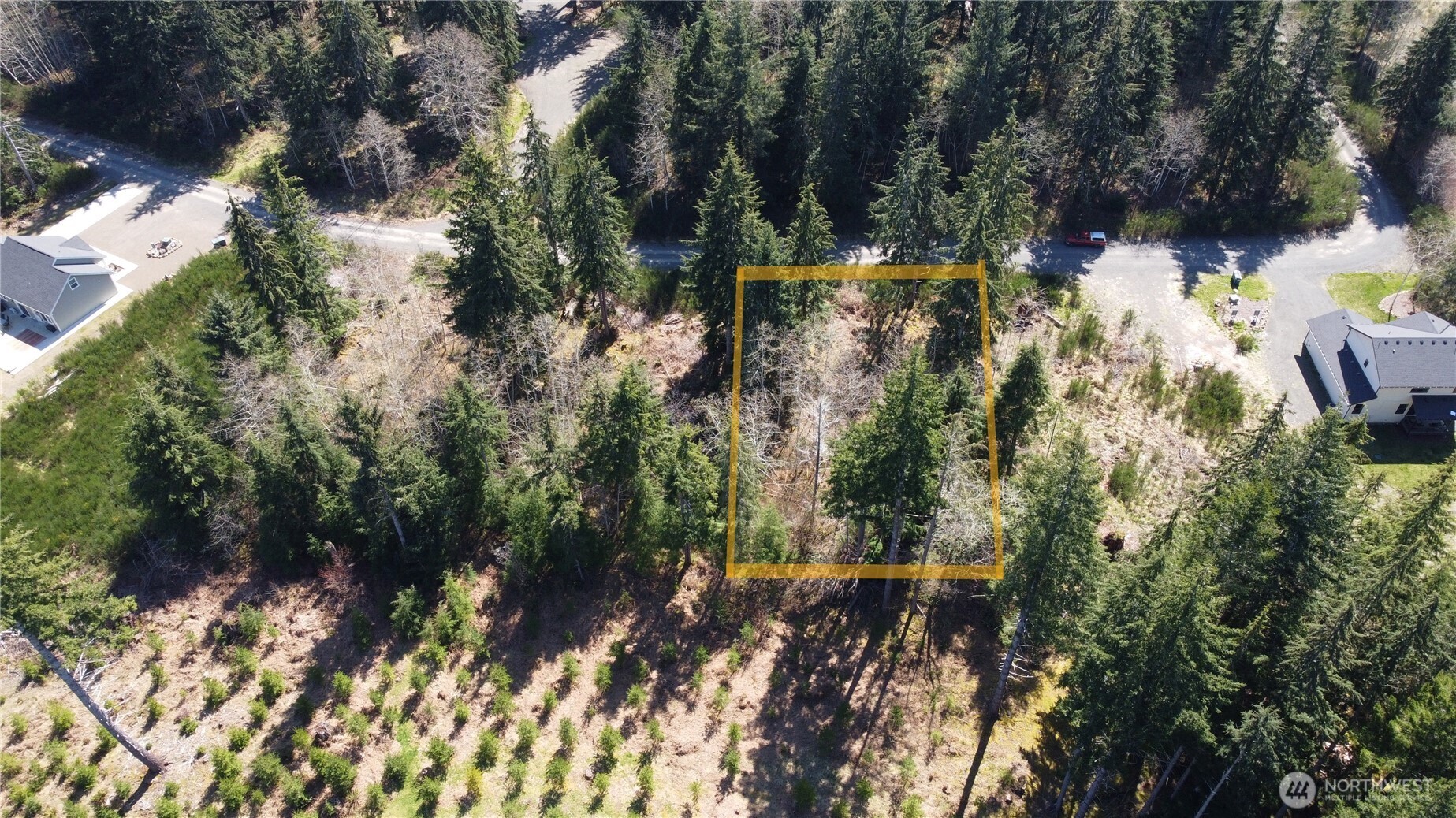 9945 Thomas Street , Forks, WA 98331