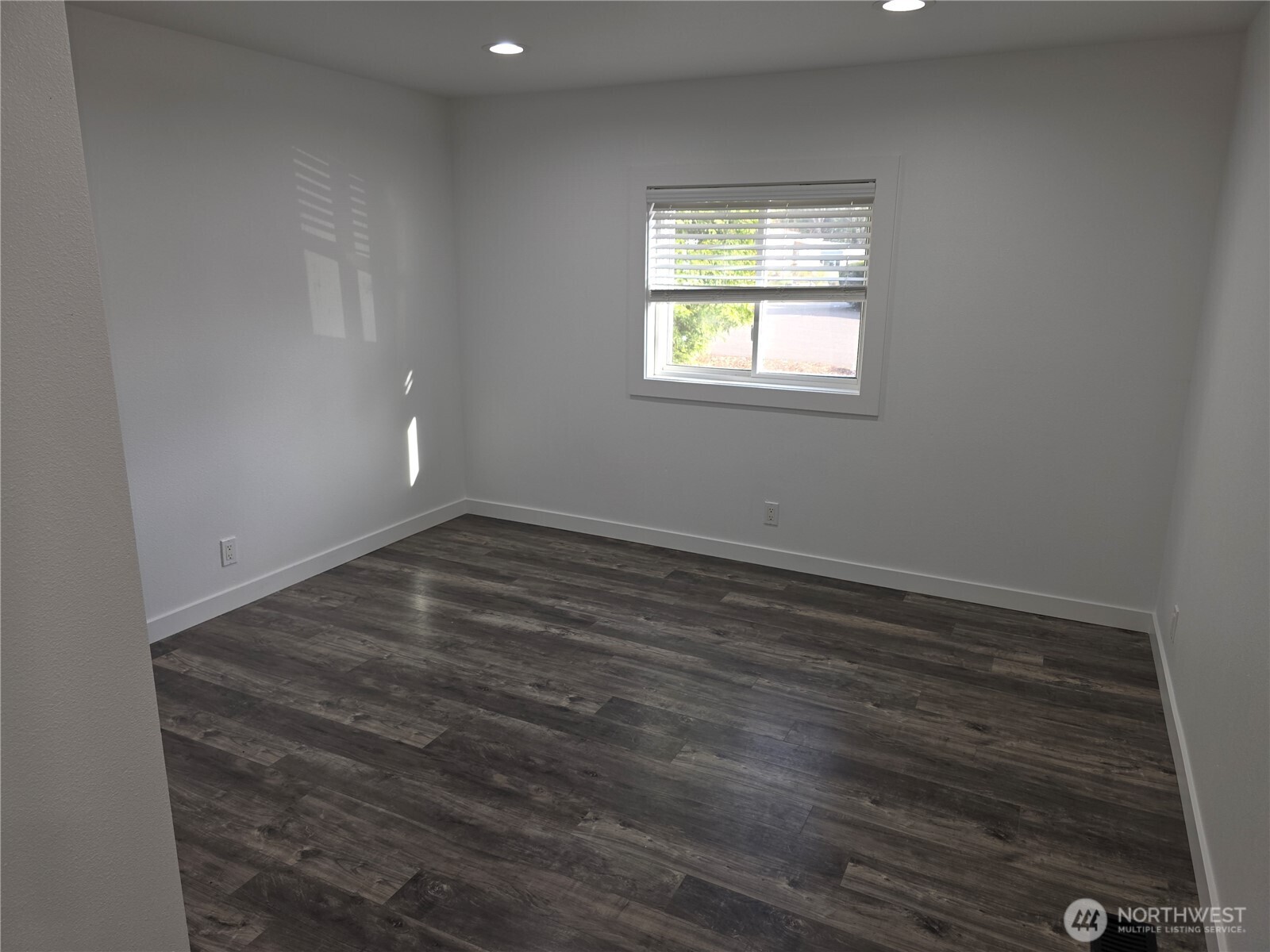 2430 S 371st Street #49, Federal Way, WA 98003