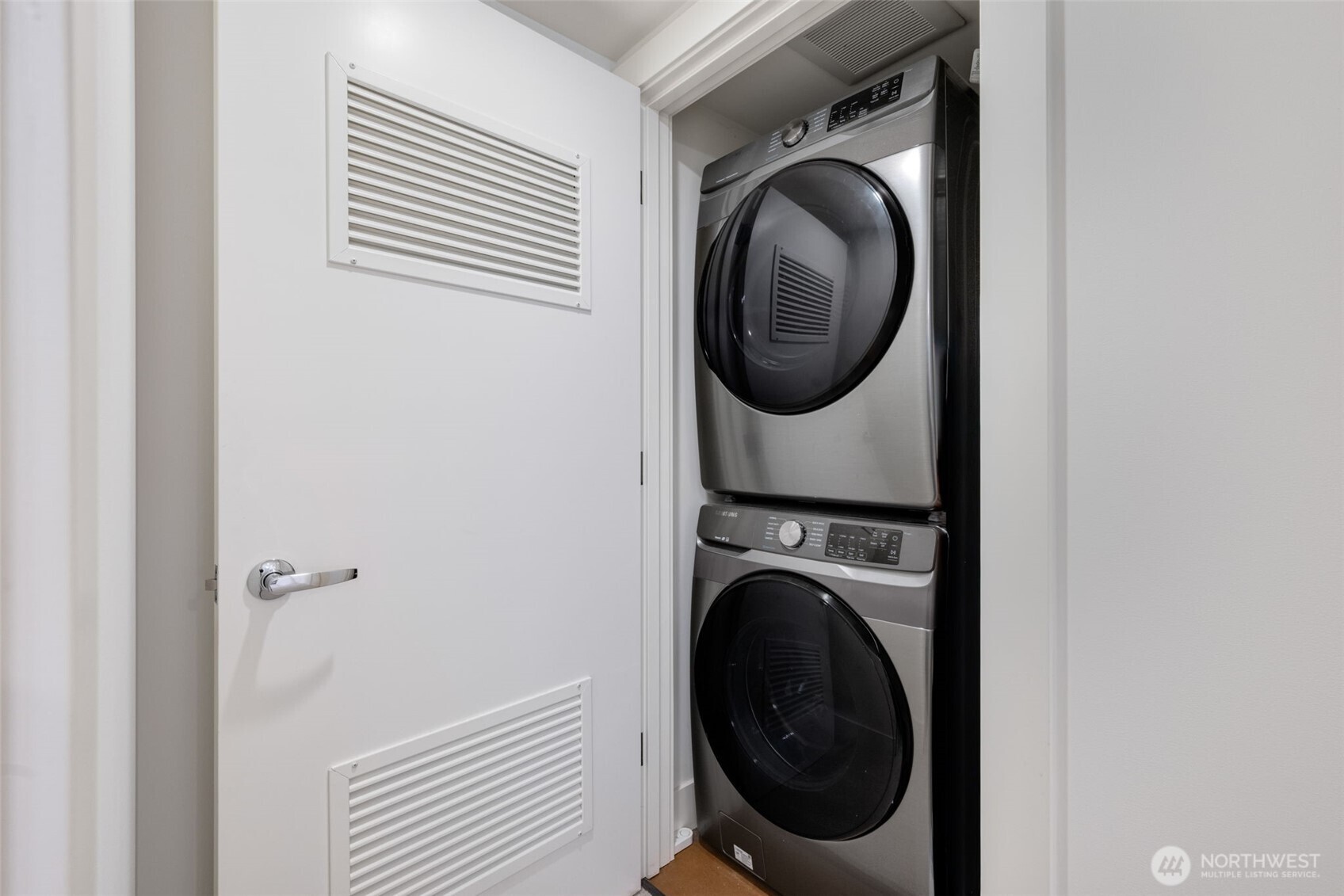 2911 2nd Avenue #118, Seattle, WA 98121