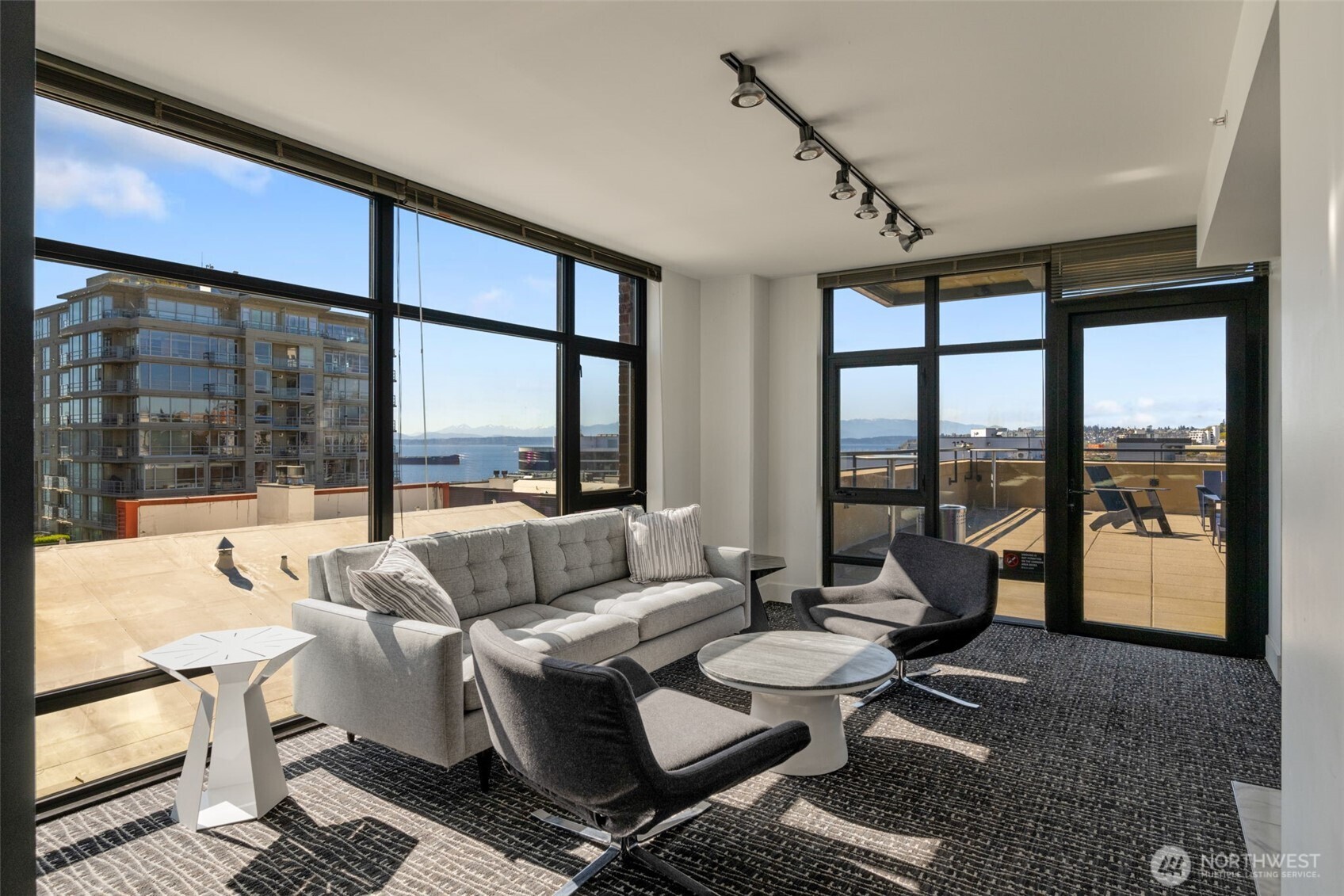 2911 2nd Avenue #118, Seattle, WA 98121