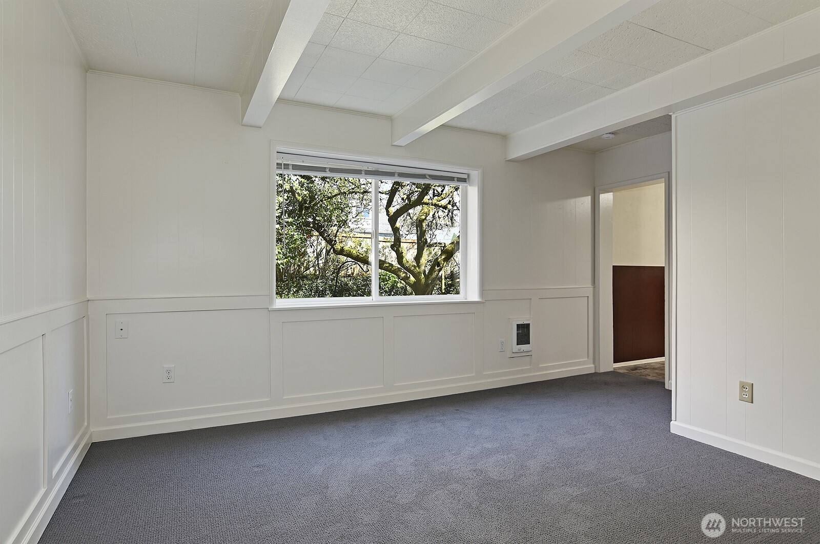 942 N 81st Street , Seattle, WA 98103