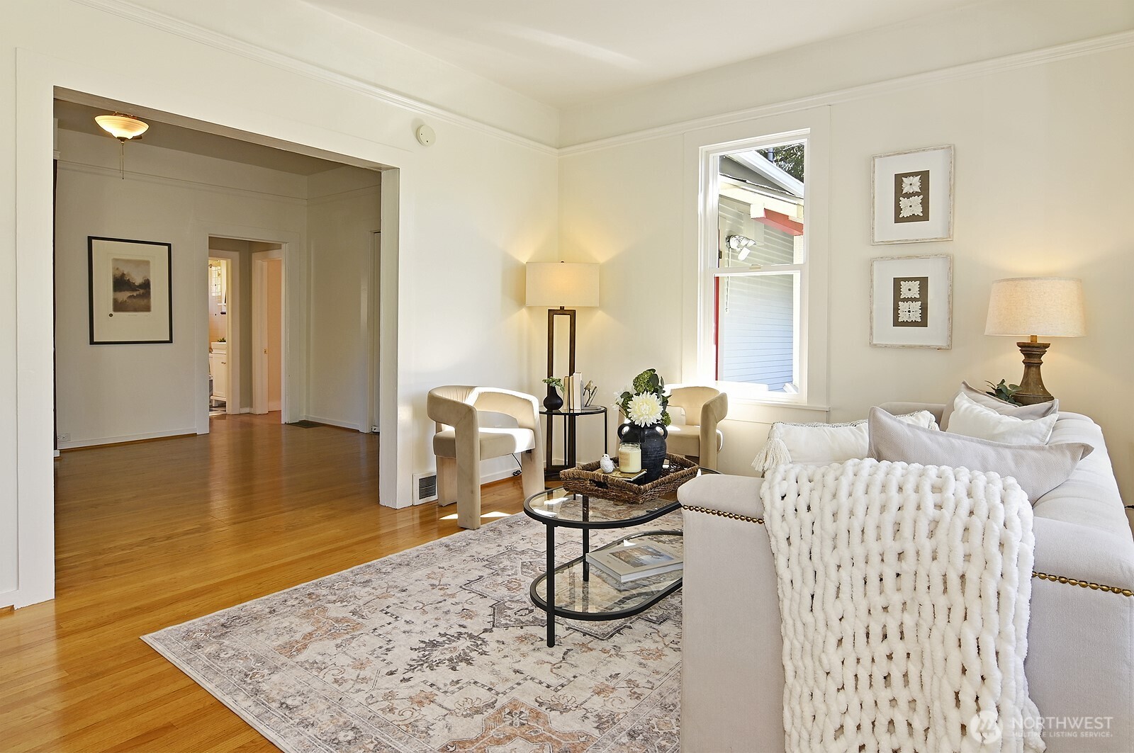 942 N 81st Street , Seattle, WA 98103