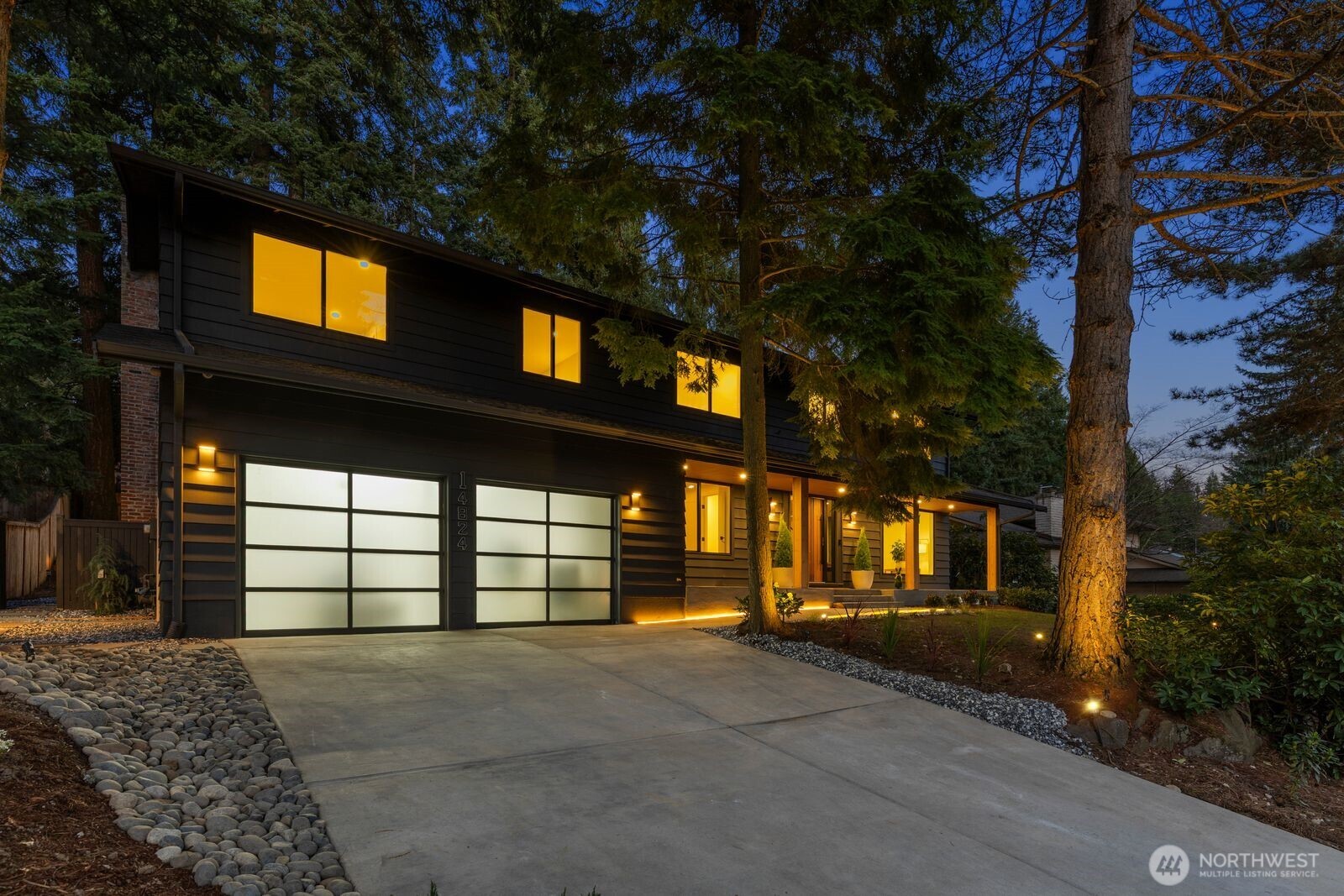14824 119th Ave NE , Kirkland, WA 98034