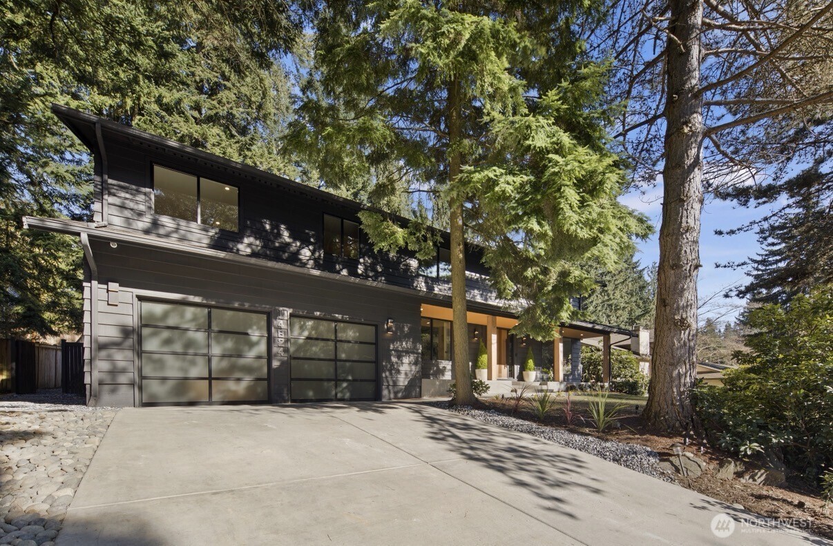 14824 119th Ave NE , Kirkland, WA 98034