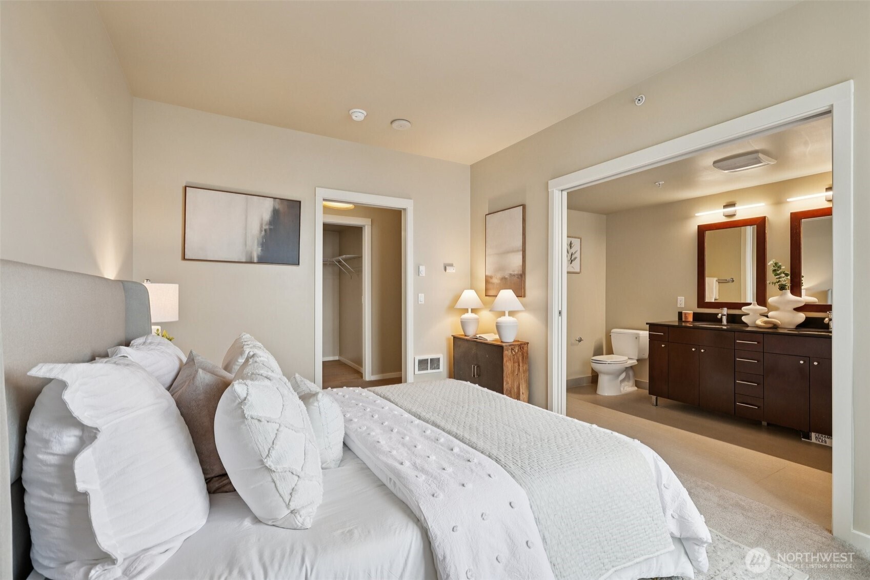 76 Cedar Street #S1005, Seattle, WA 98121